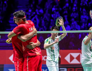 All England: Young Guns Upstage Minions