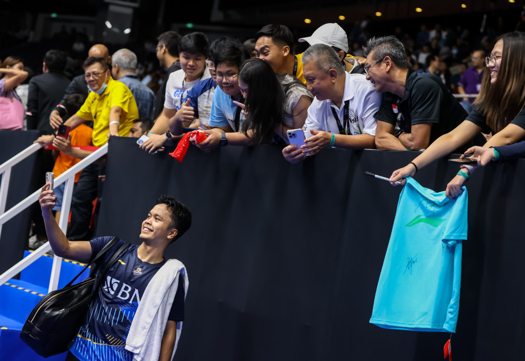 Yamaguchi in action against Chen Yu Fei.