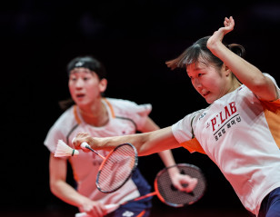 Baek/Lee Stun Top Seeds